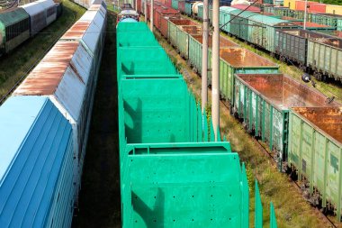 birçok demiryolu otomobil görünümü mesafe tren gidiş, top