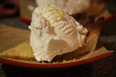 Dondurmalı kireç pastası