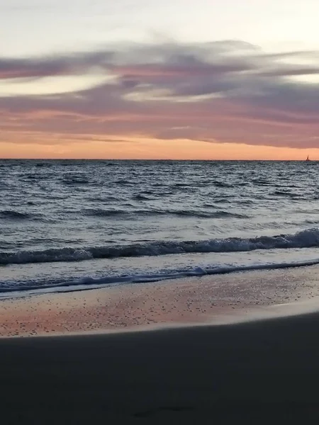 Pôr Sol Rosa Praia Mar — Fotografia de Stock