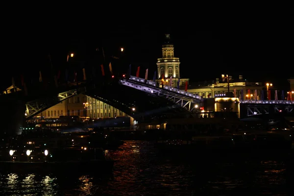 Vista Nocturna Del Antiguo Puente —  Fotos de Stock