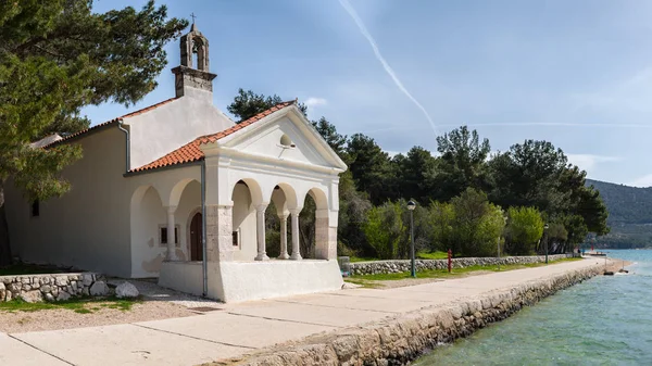 Kapelletje Sveti Nikola Cres Kroatië Een Zonnige Dag Het Voorjaar — Stockfoto