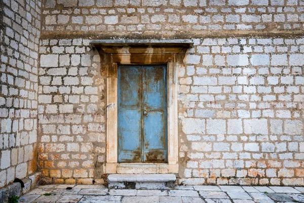 Porta Fechada Uma Antiga Capela Croácia Island Cres — Fotografia de Stock