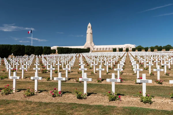 Cementerio Las Afueras Del Osario Douaumont Cerca Verdún Francia Memorial — Foto de Stock