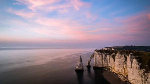 Krijtrotsen Van Etretat Normandie Frankrijk Met Natuurlijke Boog Porte Aval — Stockfoto