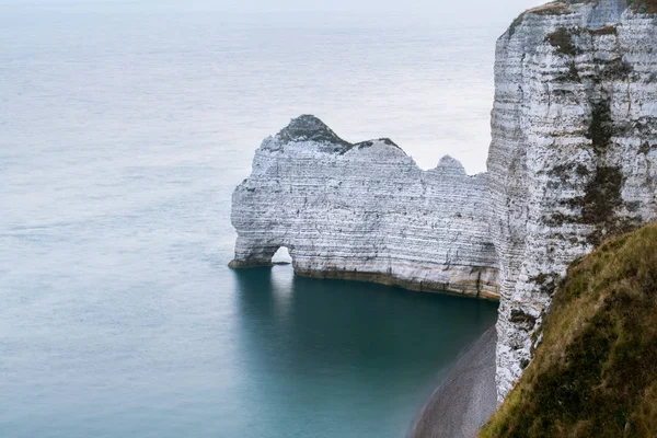 Kreidefelsen Von Etretat Normandie Frankreich Mit Dem Natürlichen Bogen Porte — Stockfoto