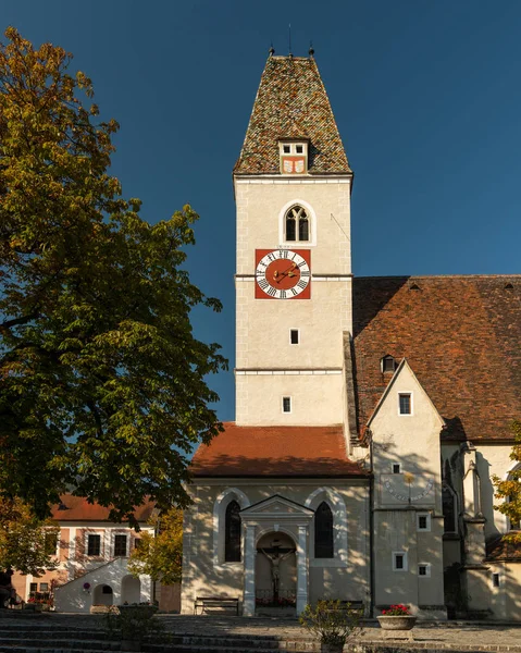 Kerk Van Spitz Een Der Donau Een Zonnige Dag Herfst — Stockfoto