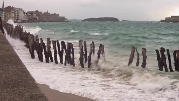 High Tide Saint Malo Stormy Day Summer — Stock Video