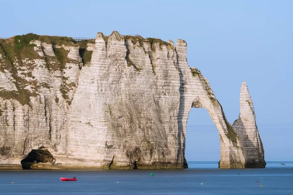 Kréta Sziklák Etretat Normandia Franciaország Természetes Arch Porte Aval Úgynevezett — Stock Fotó