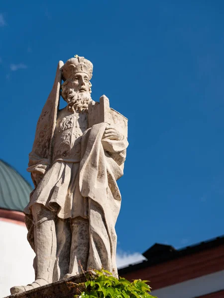 Estatua Frente Basílica Del Nacimiento Virgen María Mariazell Austria — Foto de Stock
