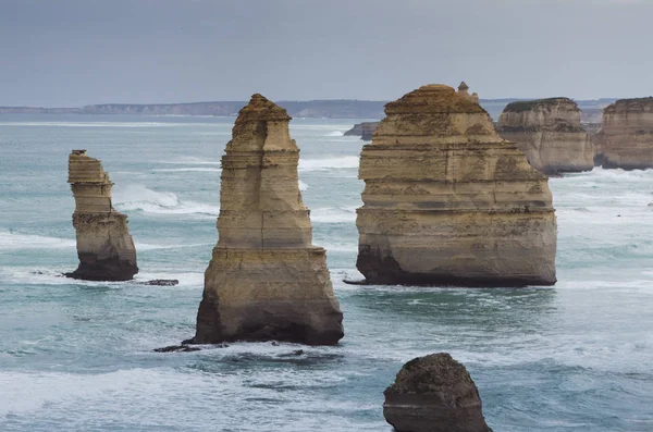 Avustralya 'daki On İki Havari