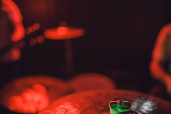 Professional drum set closeup. Drummer with drums, live music concert. — Stock Photo, Image