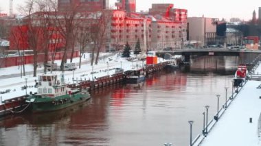 Klaipeda, Litvanya - 12 Ocak 2018: Klaipeda limanda. Litvanya kış