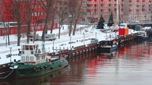 KLAIPEDA, LITHUANIA - 12 JANUARY 2018: Port in Klaipeda. Lithuania winter — Stock Video