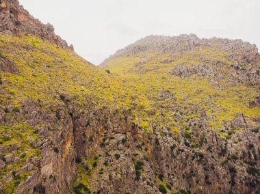 Bağlantı noktası de Sa Calobra - güzel sahil yolu ve peyzaj Mallorca, İspanya