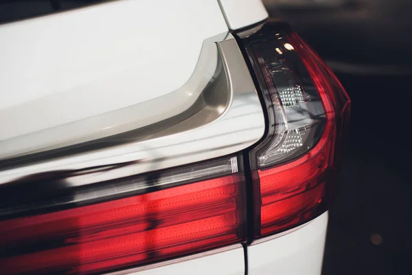 Задний автомобиль авто в деталях подсветка задний фонарь . — стоковое фото