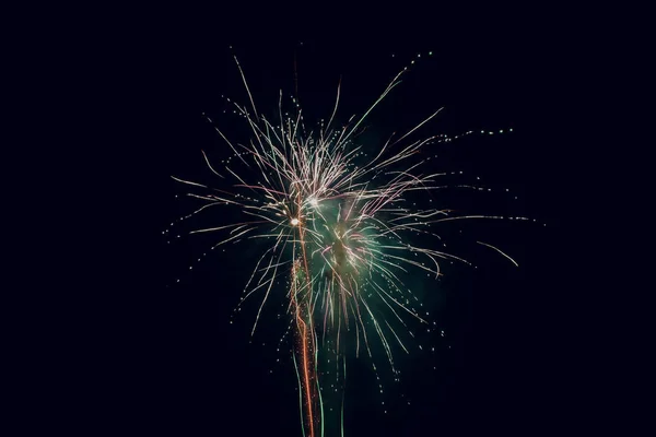 Fondo de fuegos artificiales de color abstracto con espacio libre para texto —  Fotos de Stock