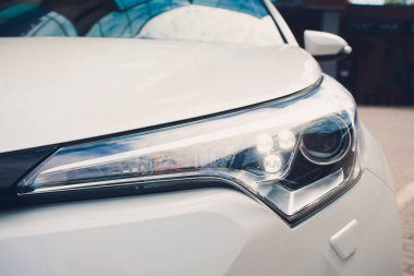 LED araba Far yakın çekim. Yeni modern araç detay ışık