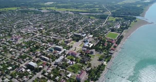 Cidade do resort vista aérea Gagra, Abkhazia, Geórgia — Vídeo de Stock