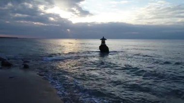 Suwehan plaj Nusa Penida Adası'nda. Bali, Endonezya
