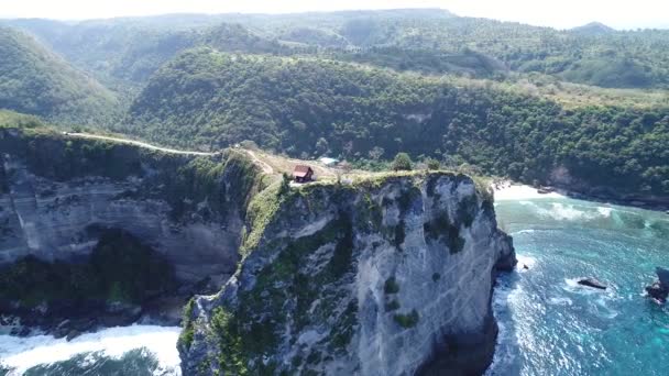 Vista superior de la foto aérea de los asientos de aviones no tripulados voladores Kuta playa Bali — Vídeos de Stock