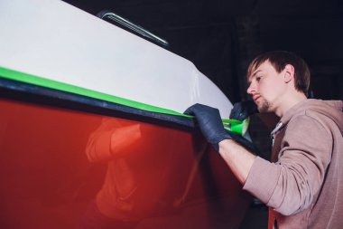 Hazırlık yat onarma. yapışkan bant sigara akışı için. küçük yat fener