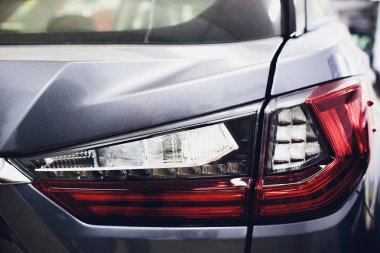 ışık, parlak yansımalar otomatik siyah gövde ile geri