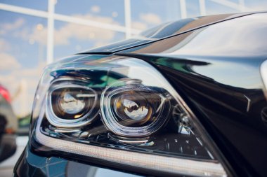 Araba Far sığ derinliği alan ile