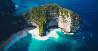 Manta Körfezi veya Kelingking Sahili Nusa Penida Adası, Bali, Endonezya