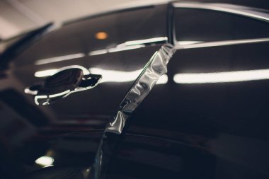 Çalışan eller yükler araba boya koruma filmi