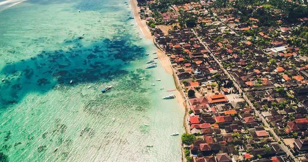 Granjas de algas en la playa de Nusa Lembongan Bali — Foto de Stock