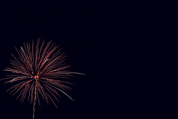 Fondo de fuegos artificiales de color abstracto con espacio libre para texto —  Fotos de Stock