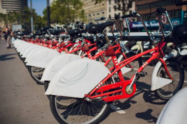 satır sokakta kampus Bisiklet.