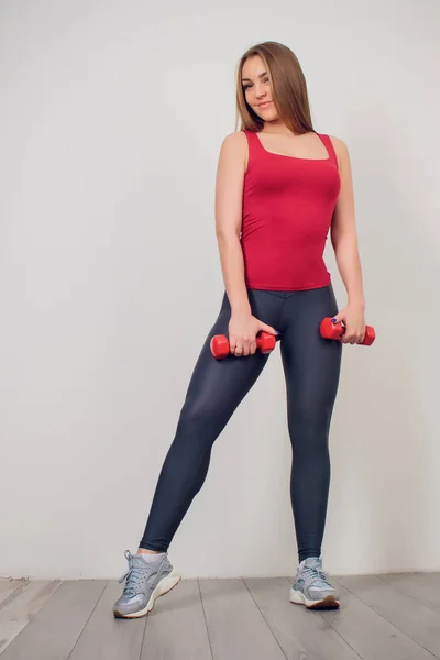 Fitness sport flicka i mode sportkläder gör yoga fitness. — Stockfoto