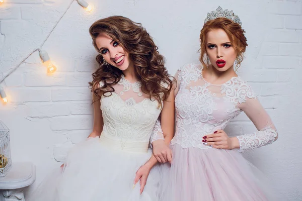 Sposa abito da sposa bianco matrimonio amore donna ragazza . — Foto Stock