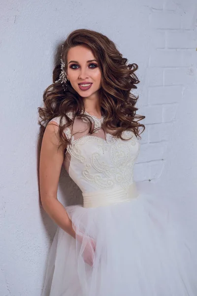 Noiva vestido de casamento branco casamento amor mulher menina . — Fotografia de Stock