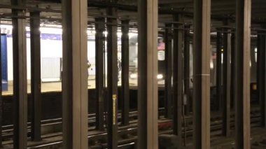 New york, New york, Usa. 2 Eylül 2016: New York City Metro geçit ve Brooklyn imzalanacak