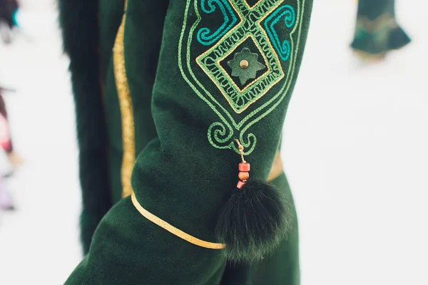 バシキール語の民族衣装の美しい女の子。ロシアの人々. — ストック写真