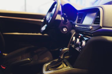 Araba siyah salon ile iç görünüm.