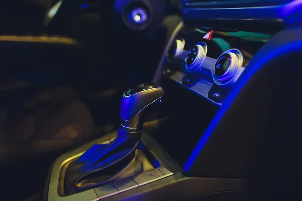 Selective focus six speed gear shift in truck car . Gear transmission.copy space. — Stock Photo, Image