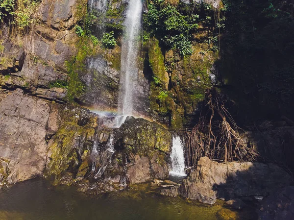 Tam Nang Waterval, Sri Phang-Nga Nationaal Park, Takuapa District, Phang-Nga, Thailand. — Stockfoto