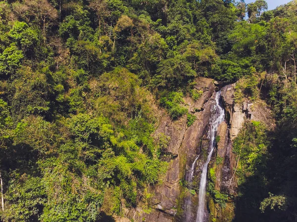 Tam Nang Waterval, Sri Phang-Nga Nationaal Park, Takuapa District, Phang-Nga, Thailand. — Stockfoto