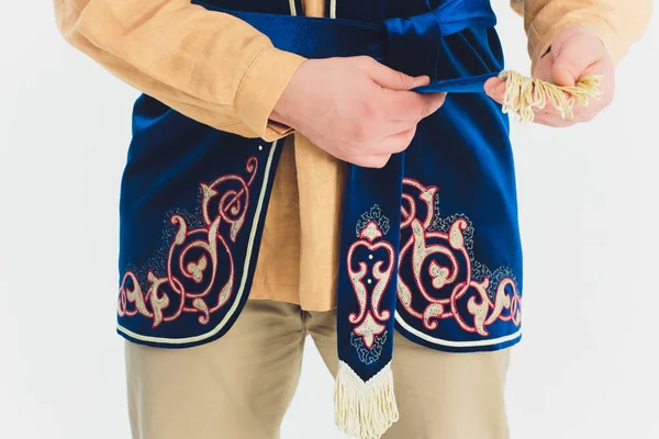Narodowych kostiumów Bashkir. Narodów Rosji. Tatars na białym tle Studio. — Zdjęcie stockowe