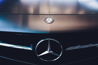 Ufa, Rusya-23 Aralık 2018: Grey Spor tip Mercedes-Benz AMG gt.