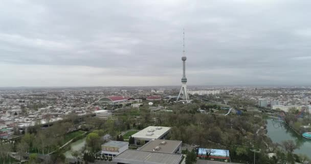 4K 비디오 해상도 우즈베키스탄 타슈켄트 공중 도시 풍경. — 비디오