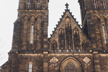 Katedral Aziz Peter ve Paul Prag.
