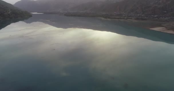 Uitzicht op het fort van Hisor in Tadzjikistan, Centraal-Azië. — Stockvideo