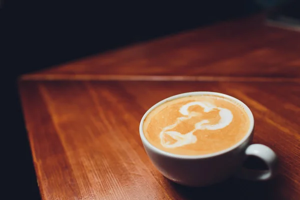 Male member latte art coffee cup bully bartender. — Stock Photo, Image