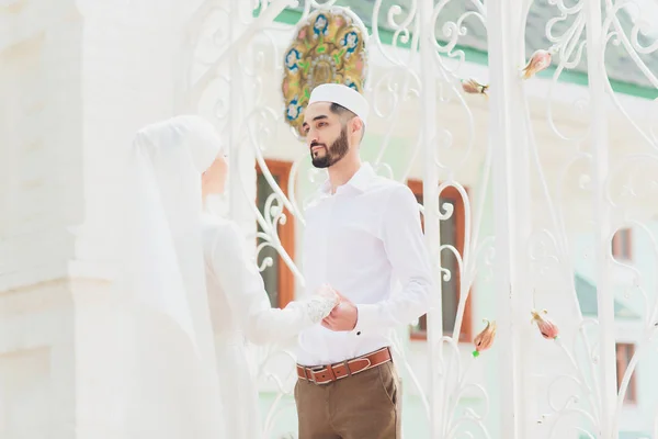 National wedding. Bride and groom. Wedding muslim couple during the marriage ceremony. Muslim marriage. — Stock Photo, Image