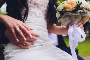 Damatlar el gelinler wirst ihale tutarak Close-up.