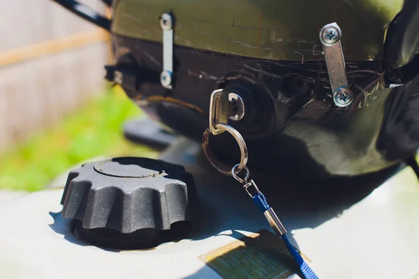 Quad bike Motorcycle ignition key switch. Starting motorcycle. Fragment of the red scooter. — Stock Photo, Image